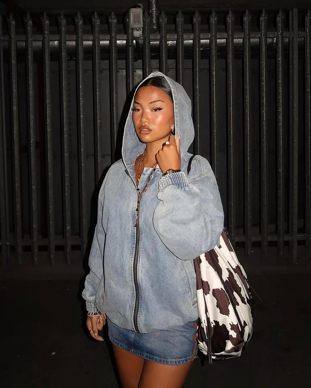 Deslimale Women's Oversized Fit Hooded Vintage Washed Denim Bomber Jacket with Front Zip Closure - Image 5